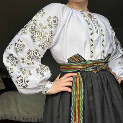 Традиційна українська вишита жіноча сорочка "Сумщина"